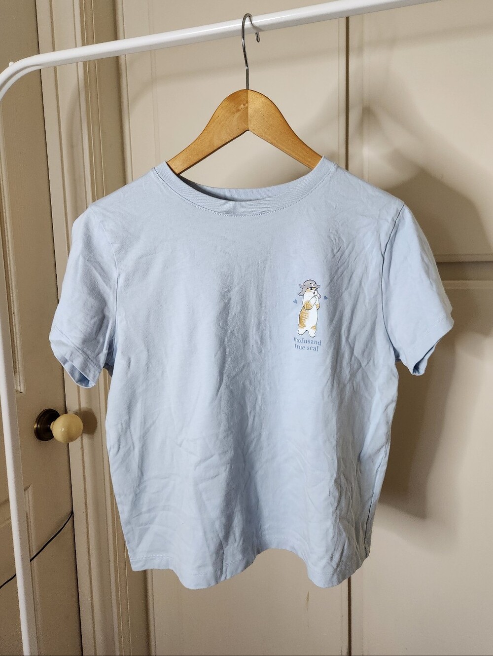 Uniqlo mofusand collab UT tshirt